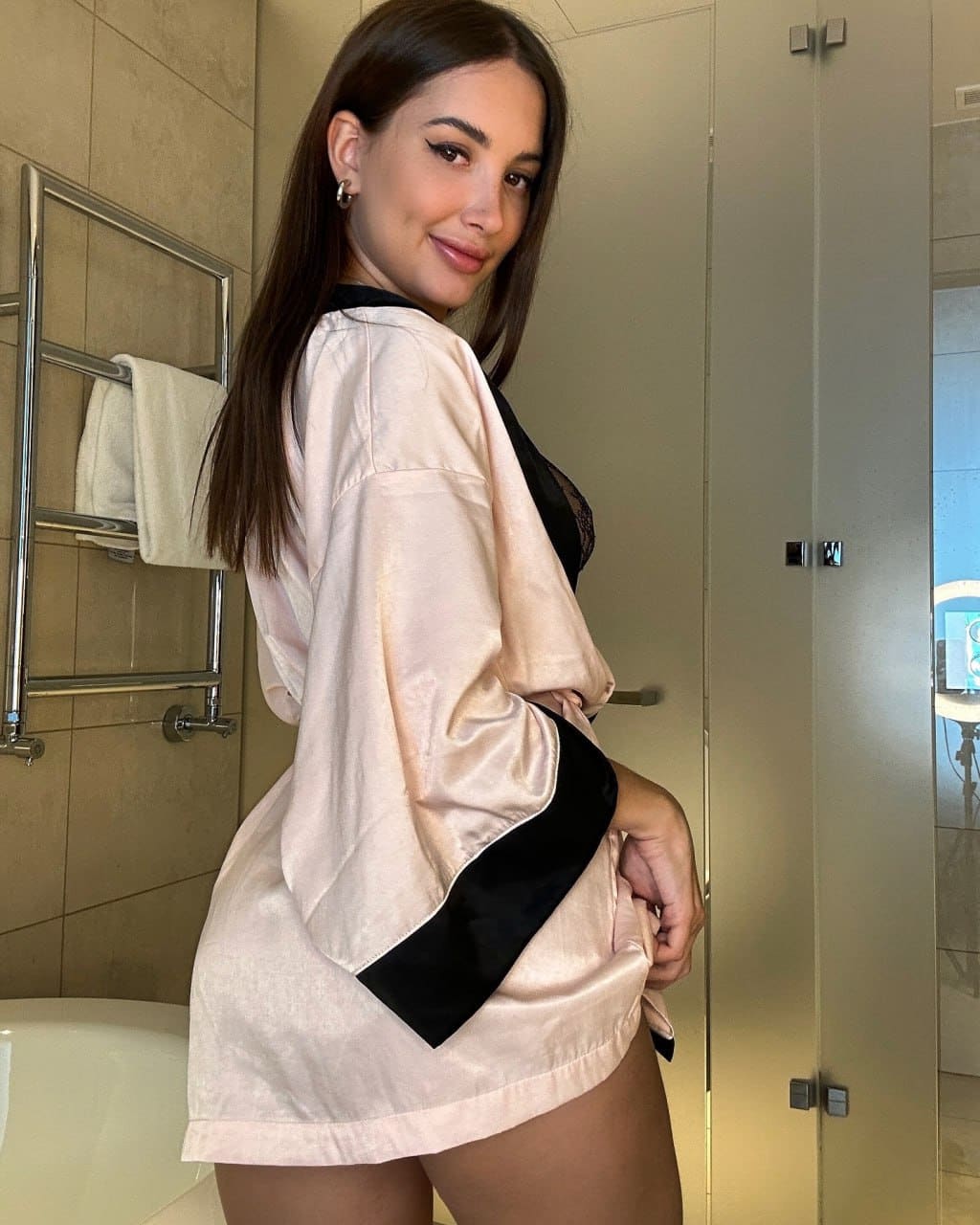 Mia — photo 3
