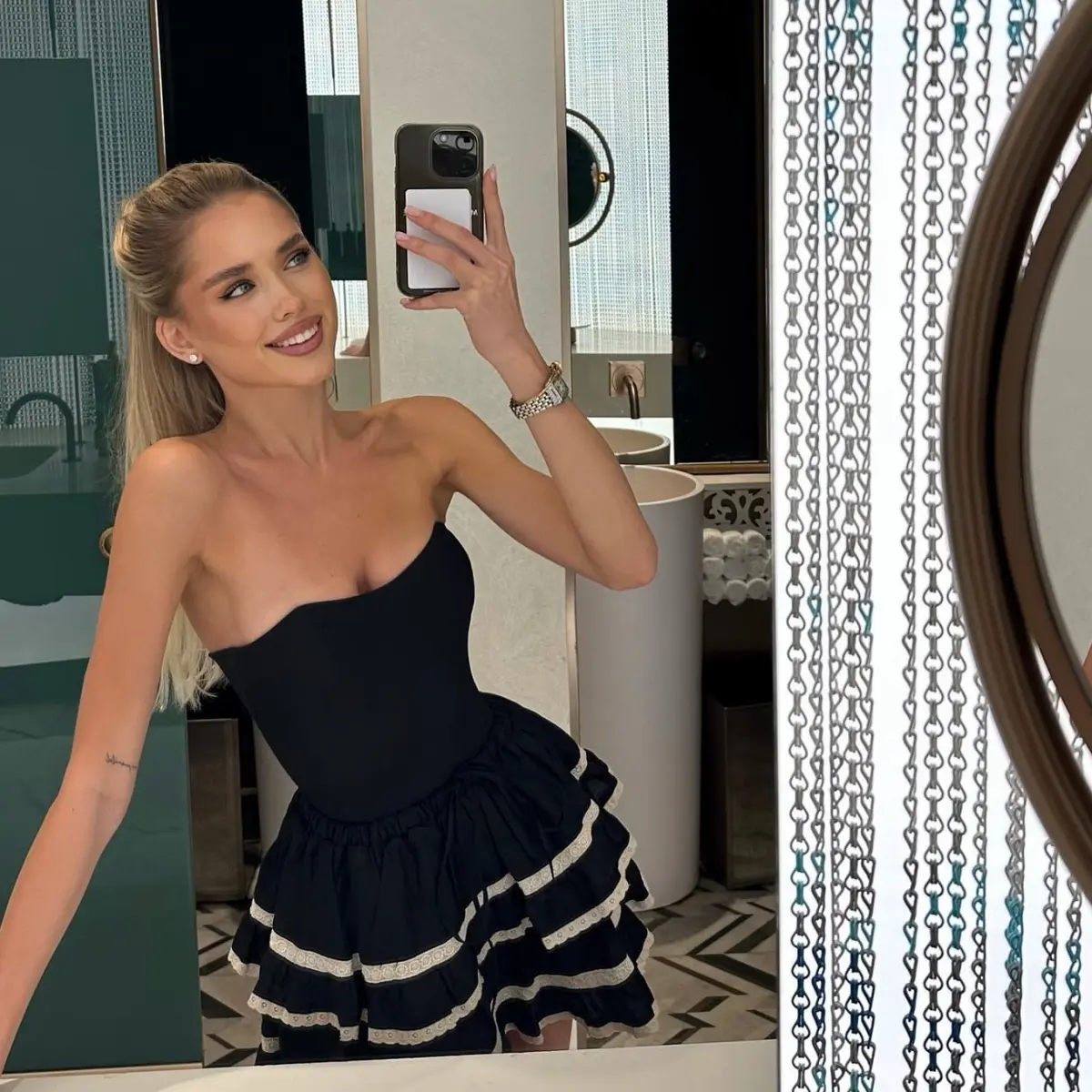 Elvira escort in Bangkok