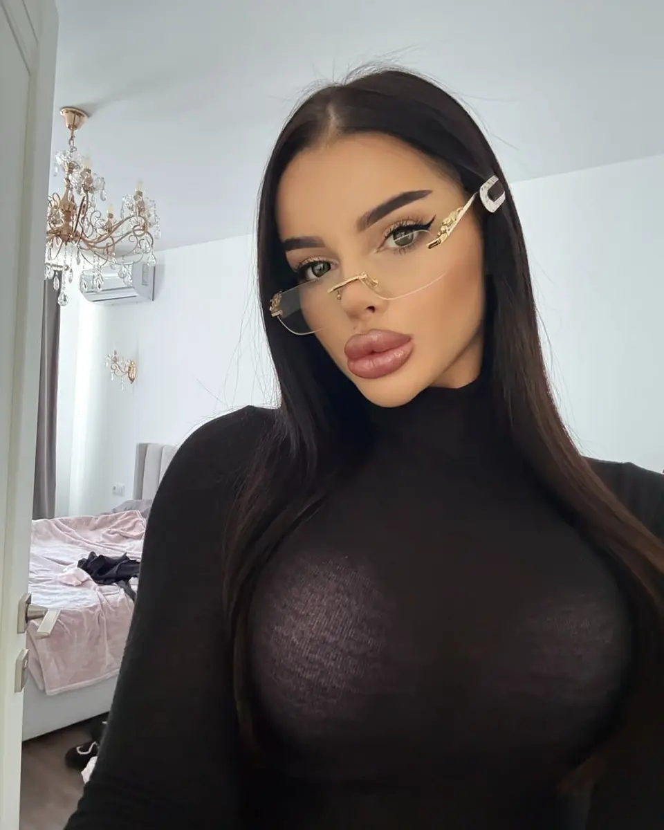 Helena escort in Bangkok