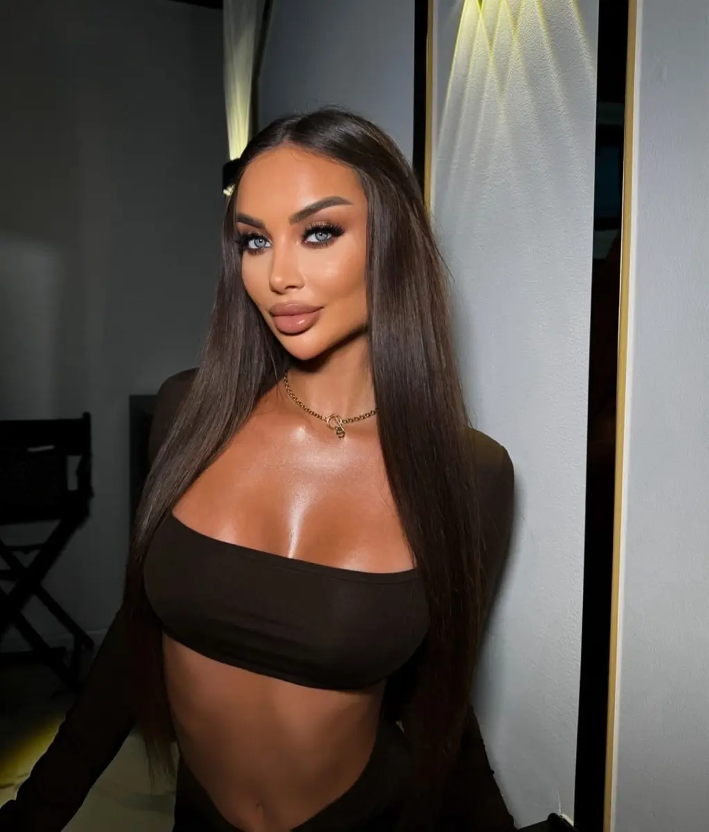 Mira escort in Bangkok